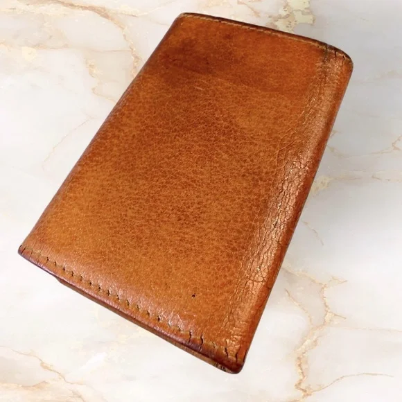 Vintage Gucci Bamboo Leather Key Holder in Cognac - Picture 5 of 11